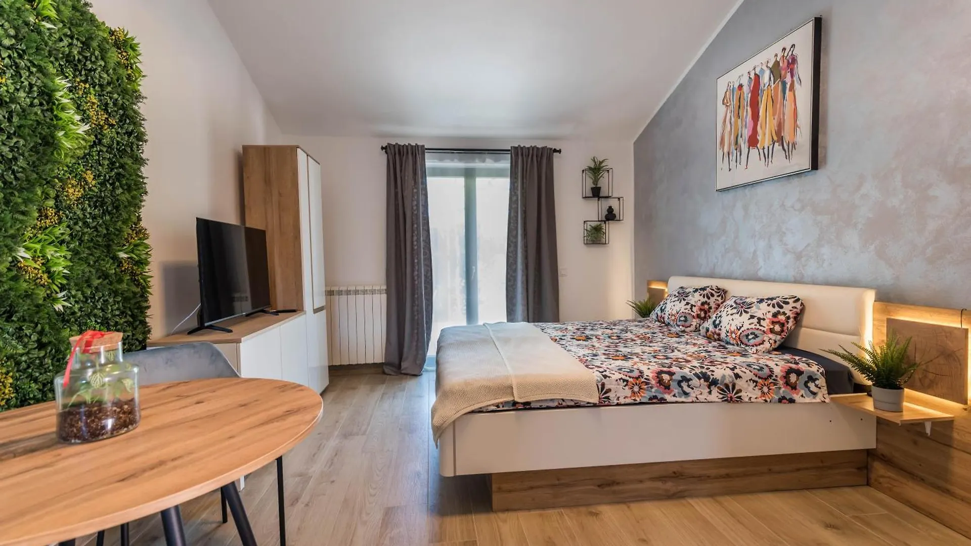 Apartment Niko Pula